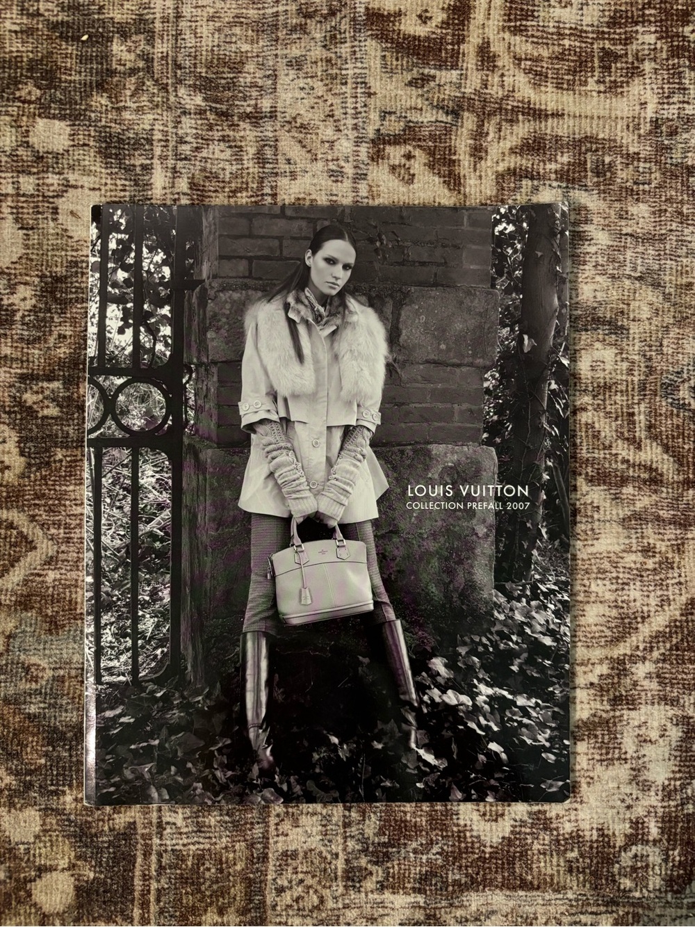Louis Vuitton Book from PARIS / 2007 Collection